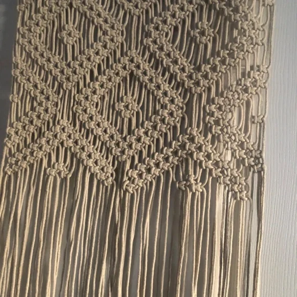 macrame wall hanging - Picture 4 of 4